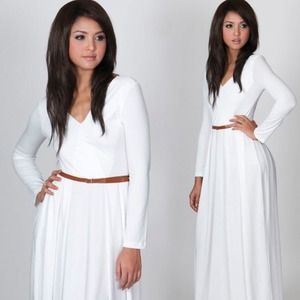 Reserved white maxi