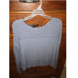 🎉Traded🎉 Small oversized long sleeve