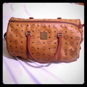 Authentic MCM bag all leather.
