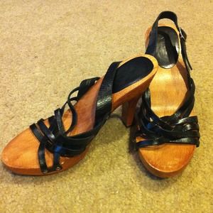 Italian leather heels/coral dress💢bundle💢