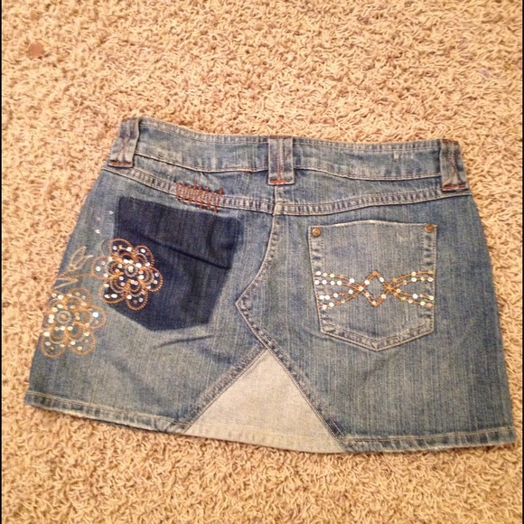 Sold - Picture 2 of 2