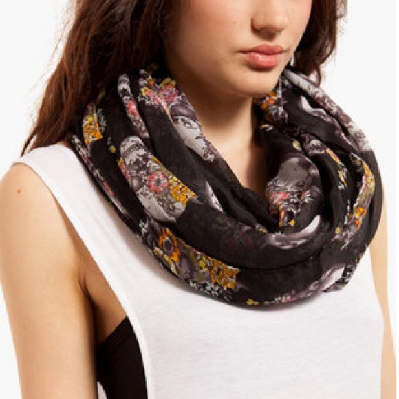 Accessories - Black Skull and Flowers Scarf