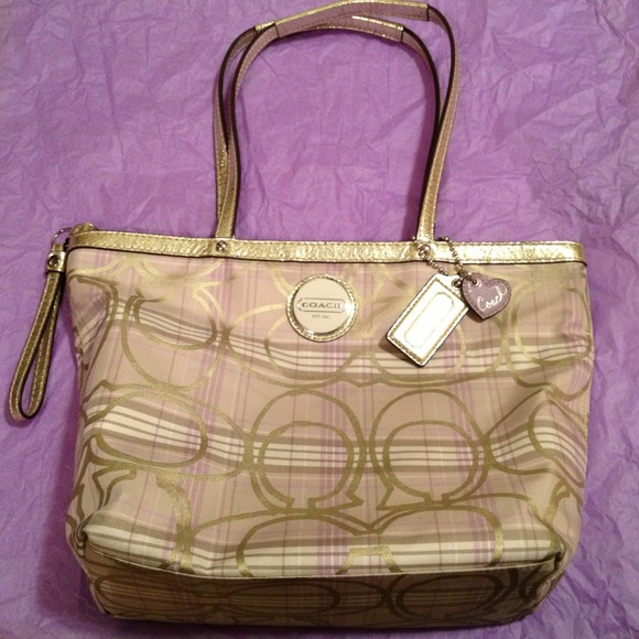 ❌SOLD❌ COACH Signature Stripe Tartan Plaid Tote