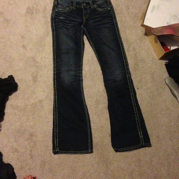 Sold - Picture 3 of 3