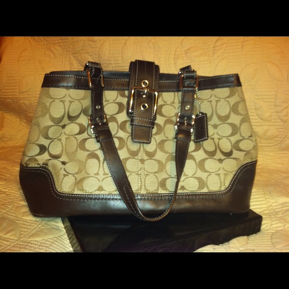 ⛔SOLD @shebang⛔COACH Signature Hampton Carryall