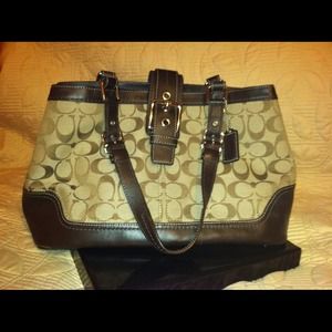 ⛔SOLD @shebang⛔COACH Signature Hampton Carryall