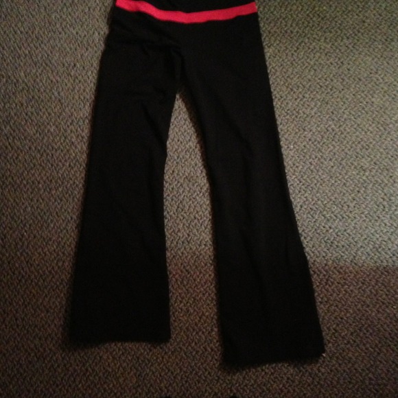 Lululemon groove pant size 8 - pink waistband