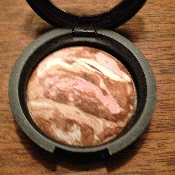 🎉 SOLD🎉bundle for karen Bronze & brighten