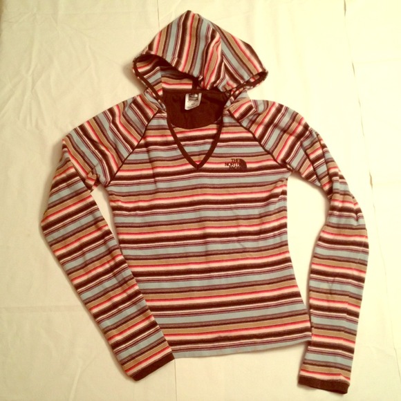 Northface pullover hoodie