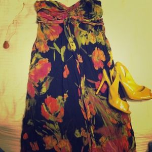 *****Traded*****Strapless floral maxidress