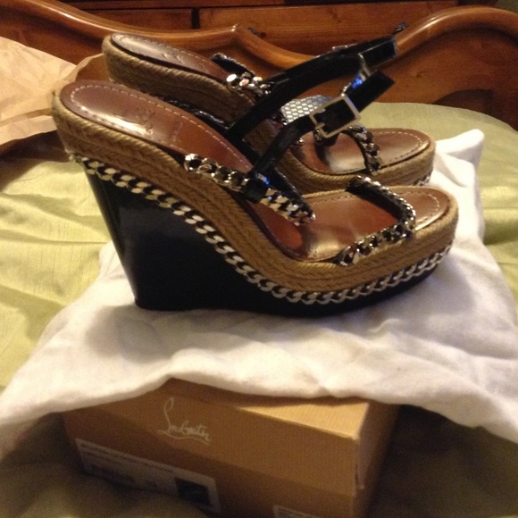 NFS @ the moment  LOUBOUTIN WEDGE - Picture 2 of 4