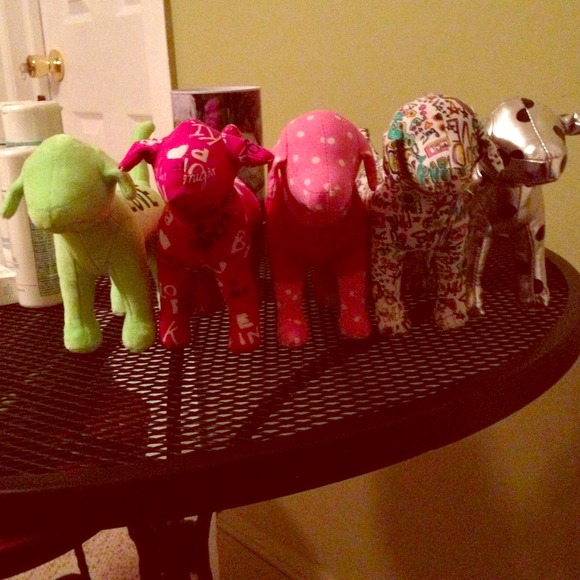 Victoria's Secret PINK dogs