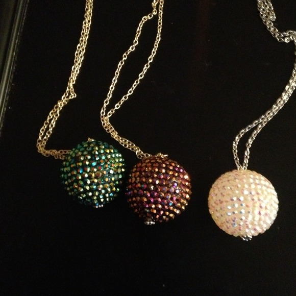 Jewelry - Picture 4 of 4