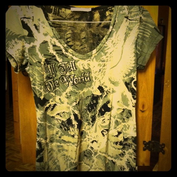 ❌Bundle jdelwood27❌Cute little message T, size L