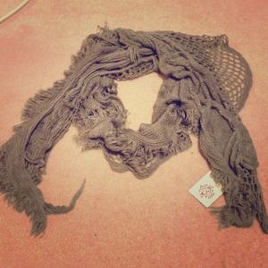 🎀SOLD🎀 Grey Knit Scarf