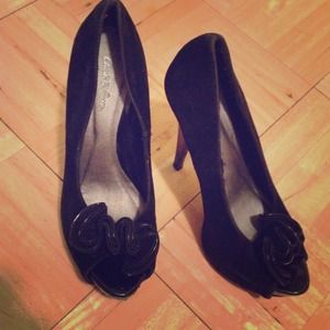 Black open toe heels