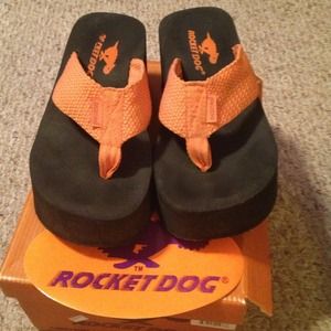 RocketDog Jumbo Surf Orange Flip Flops