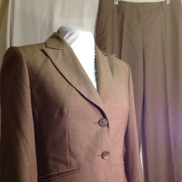 S O L D - Cocoa brown lined pants suit - Size 4