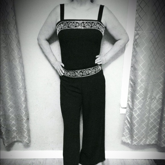 Timeless 3 PC Lined Suit - Picture 3 of 4