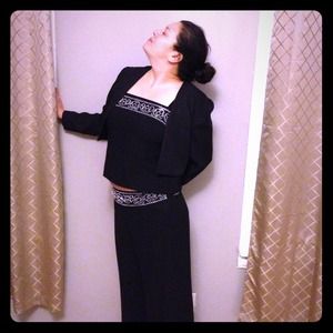 Timeless 3 PC Lined Suit