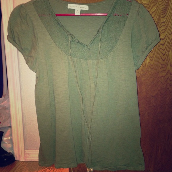Price cut! Olive green peasant top