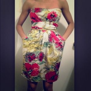 ❌❌SOLD❌❌Floral print dress with pockets