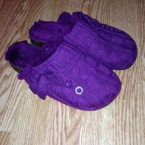 Sweater clogs/slippers