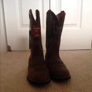 Ariat Cowgirl boots