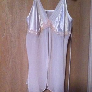Womens 2x lingerie top