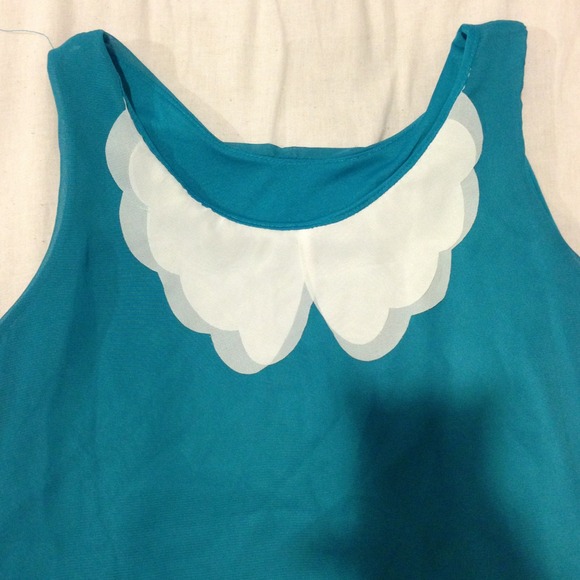 Korean Chiffon Tank - Picture 2 of 4