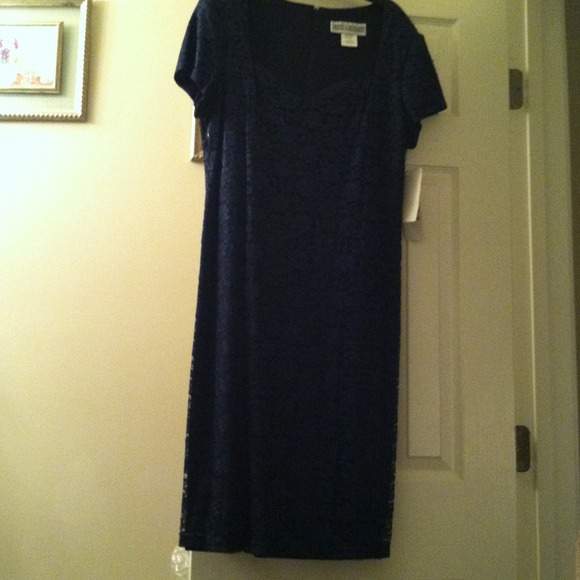 Midnight blue lacy cocktail dress