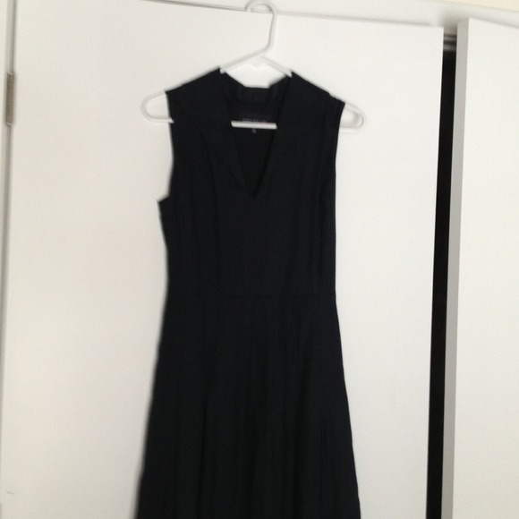 Jones New York. Navy Blue and White dress.