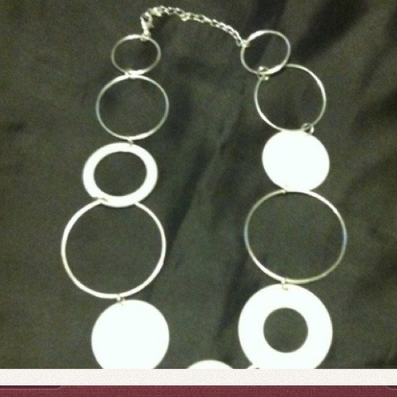 Dangle necklace