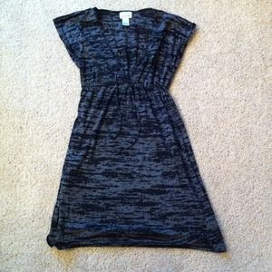 SOLD Motherhood Maternity dress