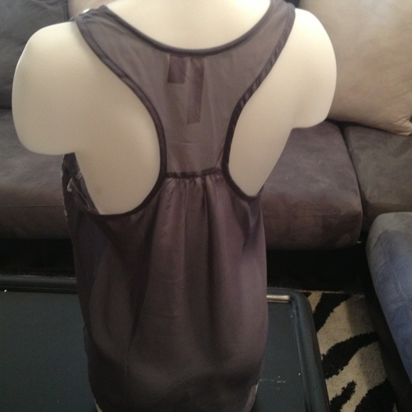 Top - Picture 2 of 3