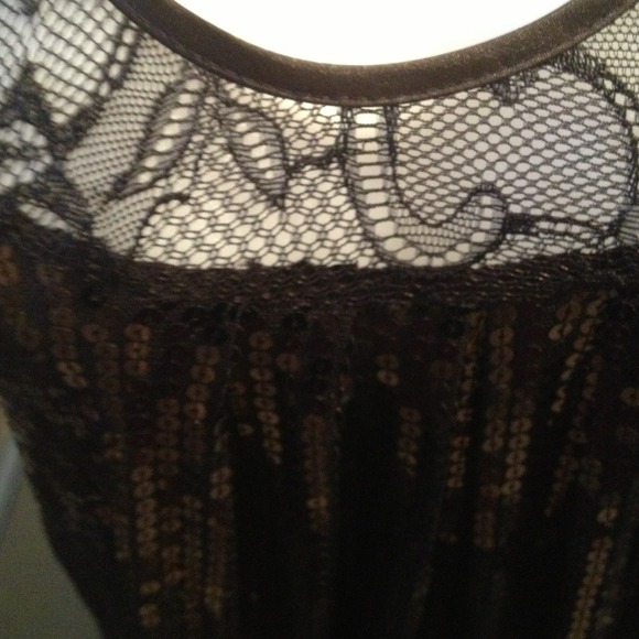 Mini dress - Picture 3 of 4