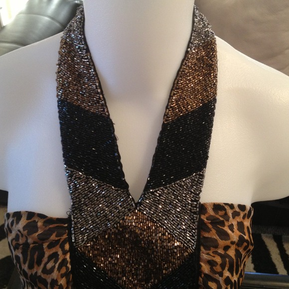 Top - Picture 3 of 3