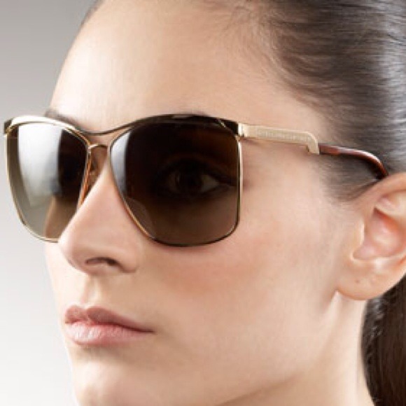 Searching for these stella sunglasses!!!!