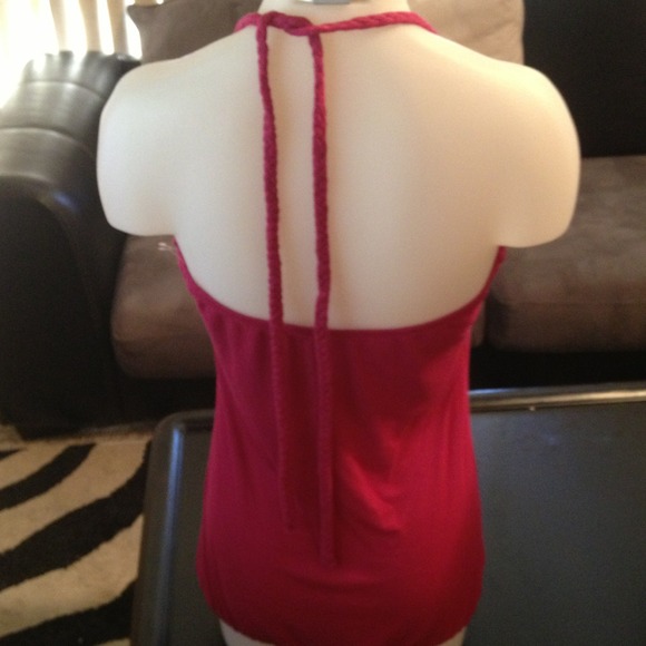 Top - Picture 2 of 2