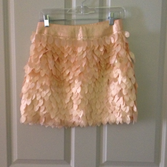 ❌ SOLD ❌ Kardashian Kollection skirt!