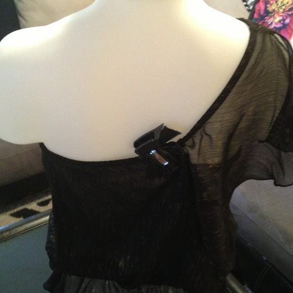 Top - Picture 3 of 4