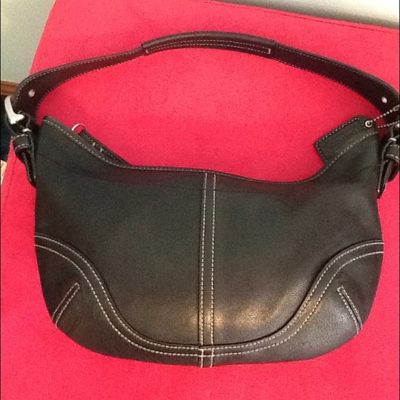 Coach Handbag - Picture 2 of 4