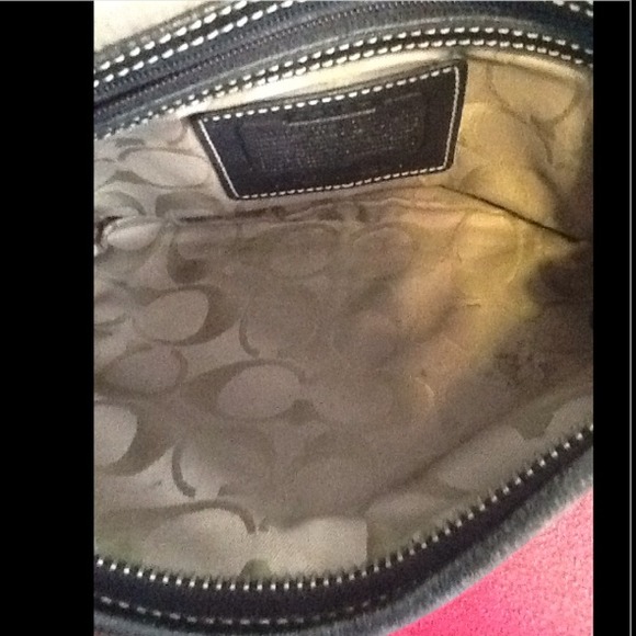 Coach Handbag - Picture 3 of 4
