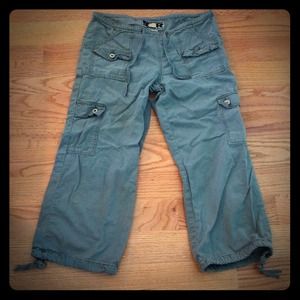 REDUCED: Cargo utility capris