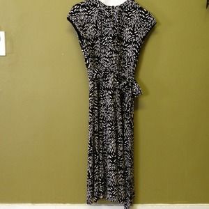 Tahari dress🌸reduced