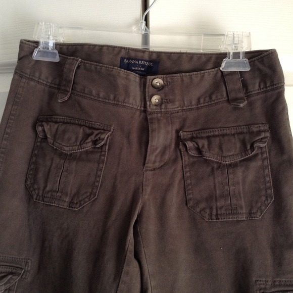 💥Sold in bundle Banana Republic green pants💥