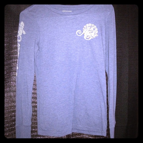 American eagle blue long sleeve shirt