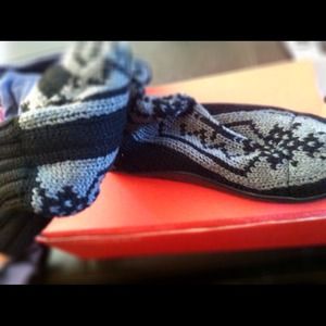 Gypsyz 05 Black/Grey Slipper... Size 10