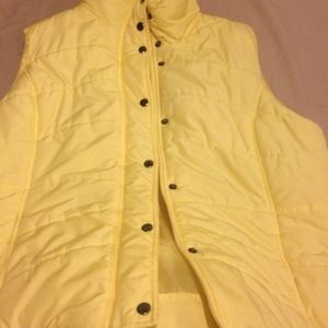 Baby yellow New York and company vest xl