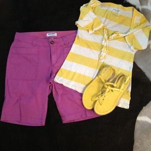 ✋SOLD - Old Navy Lilac shorts